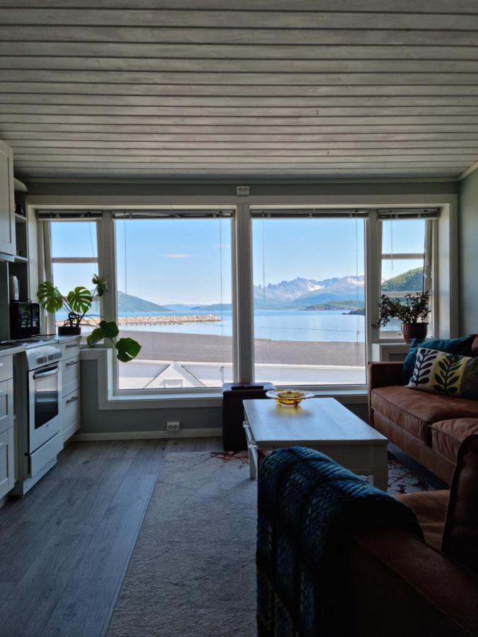 Loftsleilighet Midt I Sentrum Skjervoy Exterior foto